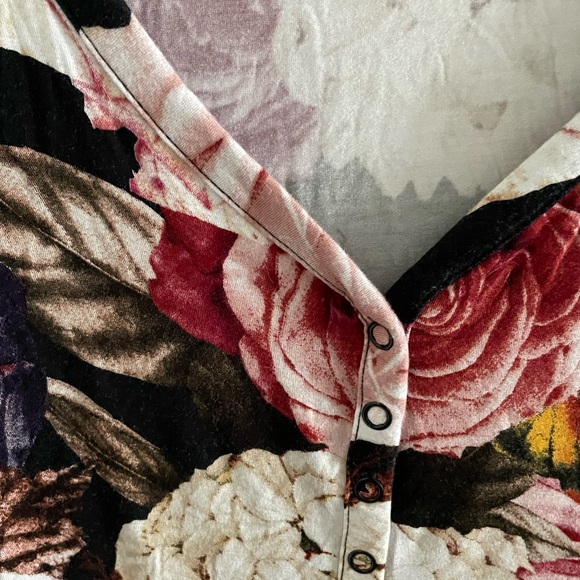 POSH PEANUT Rose Floral Maxi Nursing Dress Size Large - Picture 4 of 6